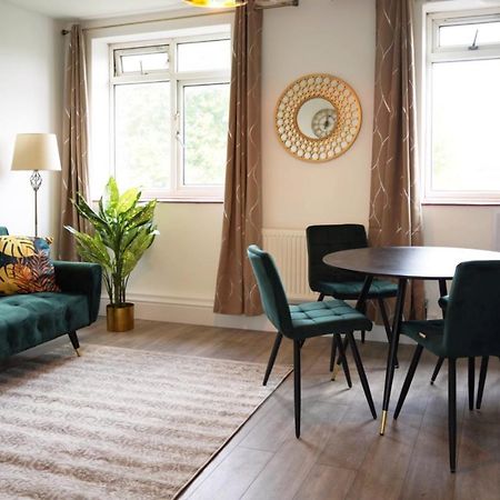 Sophie Place In Vauxhall - 3 Double Beds, 1 Sofa Bed, Spacious London Eksteriør bilde