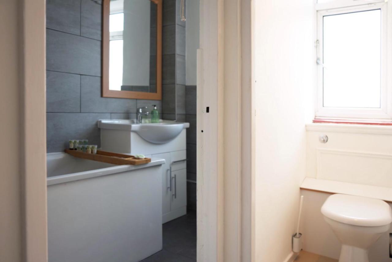 Sophie Place In Vauxhall - 3 Double Beds, 1 Sofa Bed, Spacious London Eksteriør bilde