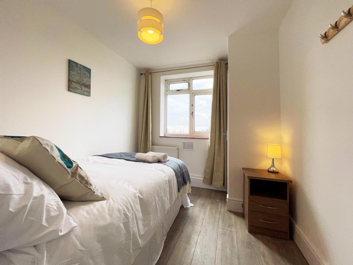 Sophie Place In Vauxhall - 3 Double Beds, 1 Sofa Bed, Spacious London Eksteriør bilde