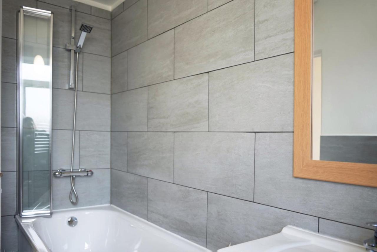 Sophie Place In Vauxhall - 3 Double Beds, 1 Sofa Bed, Spacious London Eksteriør bilde